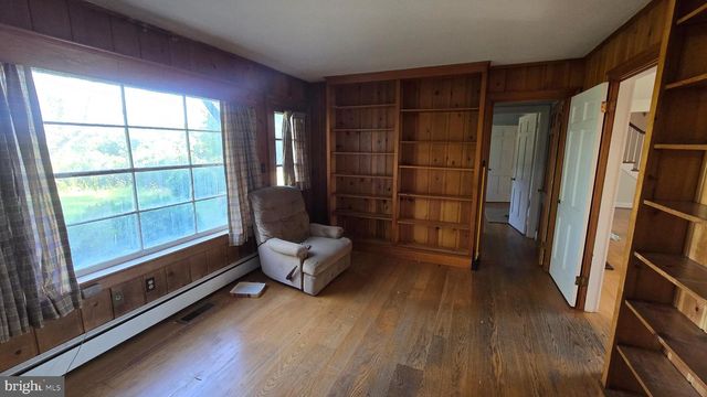 5183 HIGHVIEW AVE, Stephens City, VA 22655