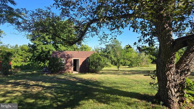 5183 HIGHVIEW AVE, Stephens City, VA 22655