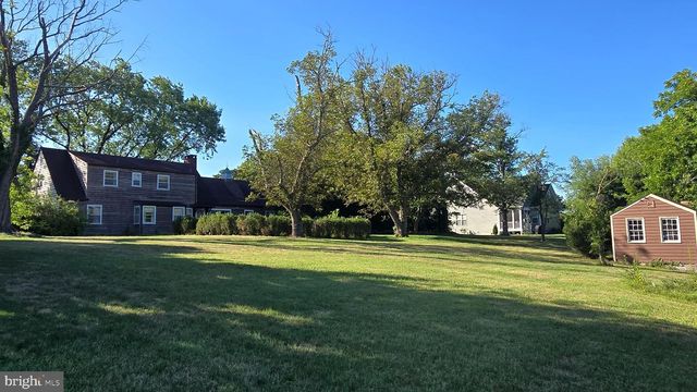 5183 HIGHVIEW AVE, Stephens City, VA 22655
