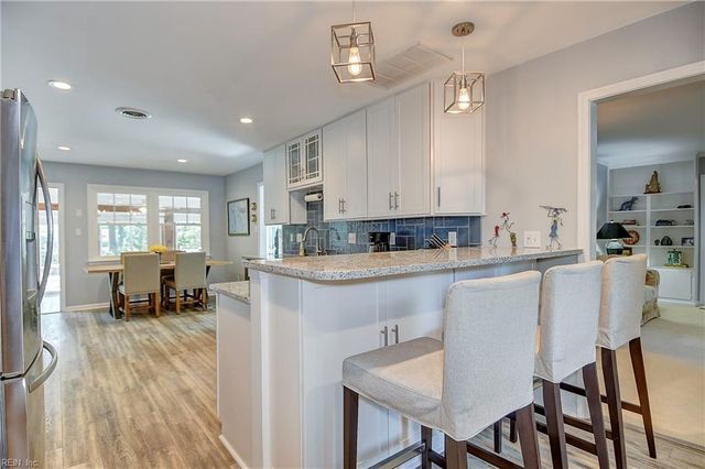 837 Five Point RD, Virginia Beach, VA 23454