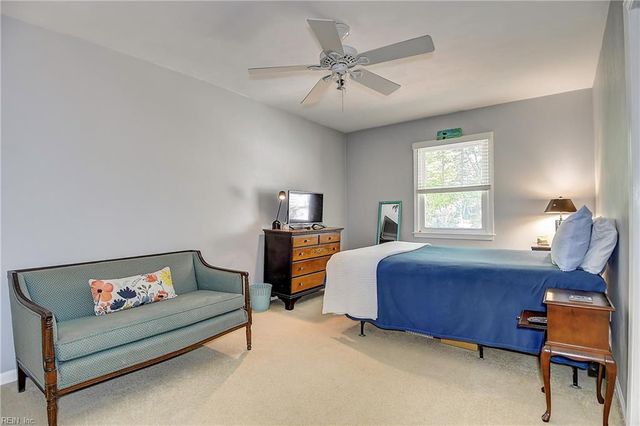837 Five Point RD, Virginia Beach, VA 23454