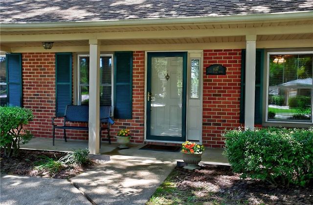 837 Five Point RD, Virginia Beach, VA 23454