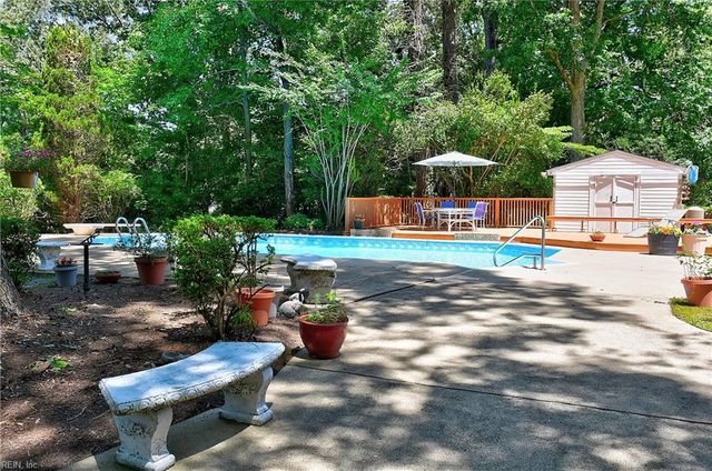 837 Five Point RD, Virginia Beach, VA 23454