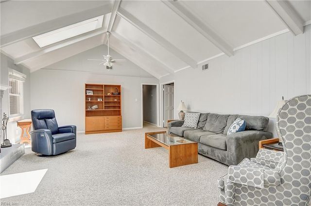 837 Five Point RD, Virginia Beach, VA 23454