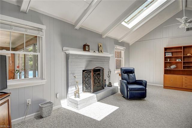 837 Five Point RD, Virginia Beach, VA 23454