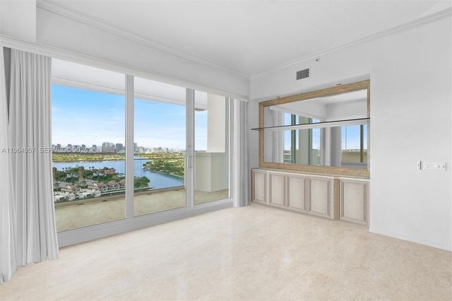 3055 Harbor Drive 2102, Fort Lauderdale, FL 33316