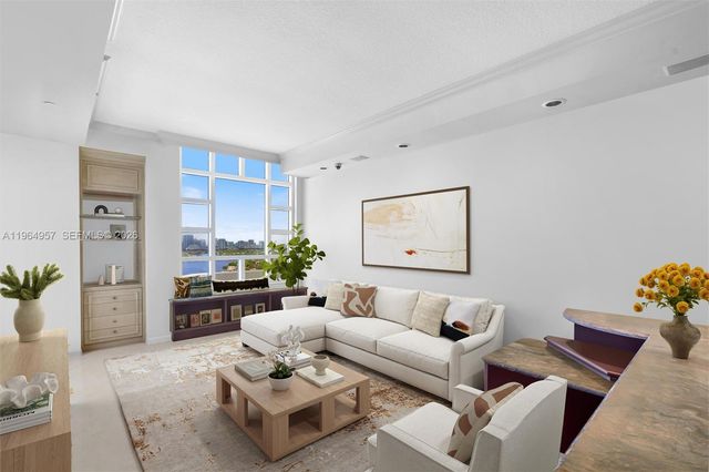 3055 Harbor Drive 2102, Fort Lauderdale, FL 33316
