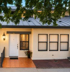 220 #10 E Riverhill Club Lane, Kerrville, TX 78028
