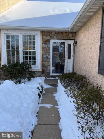 92 WHEATSHEAF LN, Norristown, PA 19403