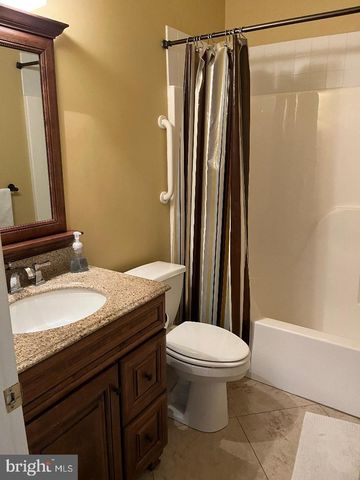 92 WHEATSHEAF LN, Norristown, PA 19403