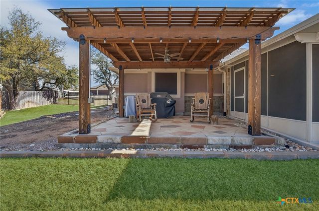 2068 Pirtle Drive, Salado, TX 76571