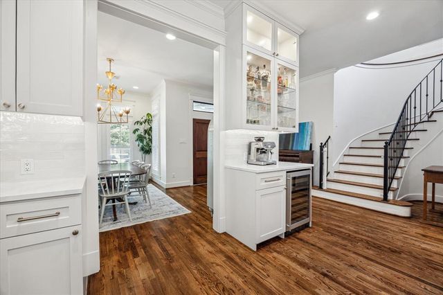 636 Oxford Street, Houston, TX 77007