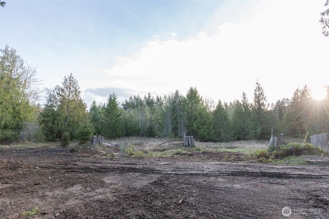 265 Colville Road, Port Angeles, WA 98362