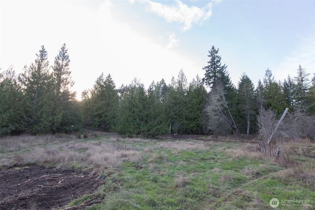 265 Colville Road, Port Angeles, WA 98362