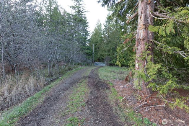 265 Colville Road, Port Angeles, WA 98362