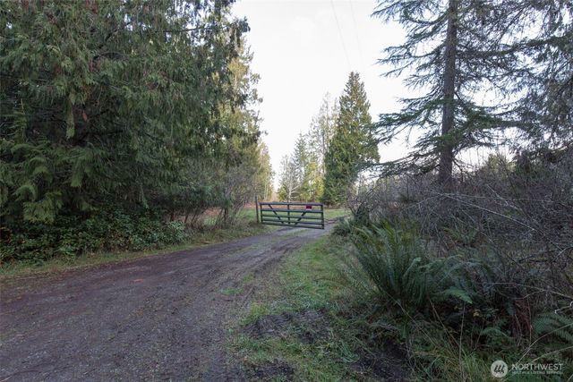 265 Colville Road, Port Angeles, WA 98362