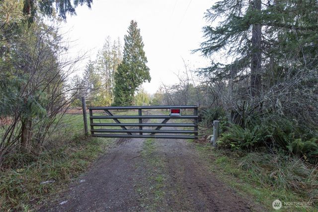 265 Colville Road, Port Angeles, WA 98362