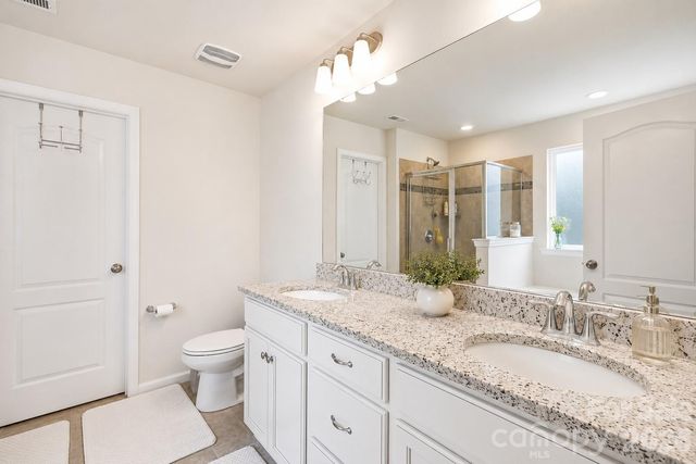 2018 Killian Creek Drive, Denver, NC 28037