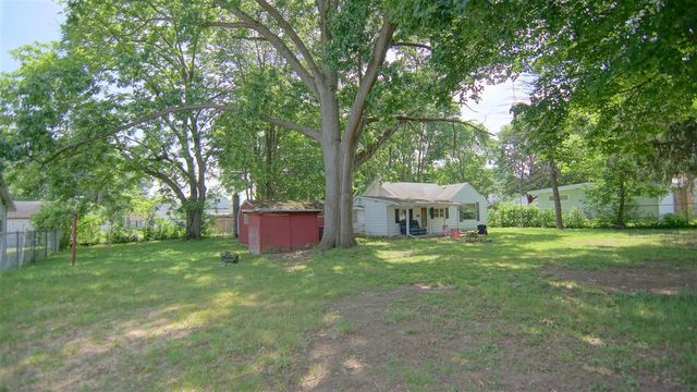 113 W 5th Street, Buchanan, MI 49107