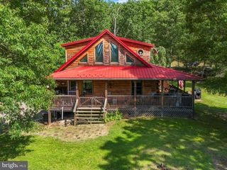 1005 OAKWOOD DR, Keyser, WV 26726