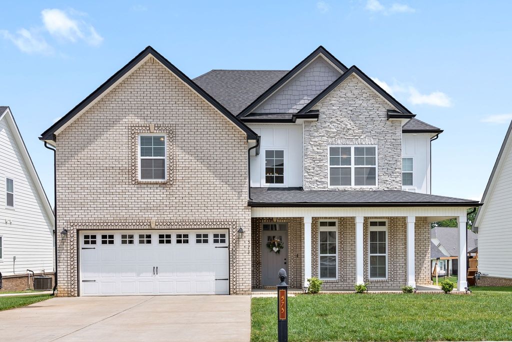 573 Dexter Drive, Clarksville, TN 37043