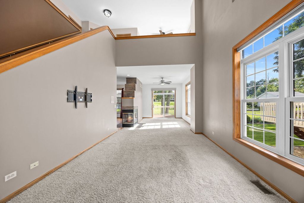 2139 Ashley Court 2139, Downers Grove, IL 60515 — photo 4