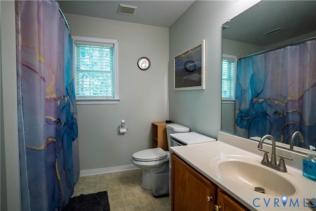 5841 Tuskwillow Dr, North Chesterfield, VA 23832