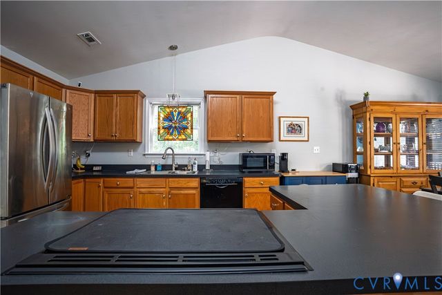 5841 Tuskwillow Dr, North Chesterfield, VA 23832