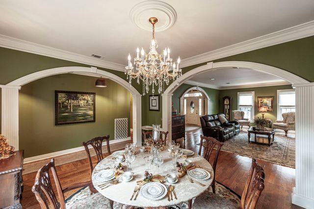 104 Carriage Way, Hendersonville, TN 37075