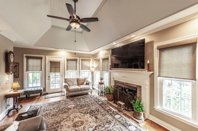 104 Carriage Way, Hendersonville, TN 37075