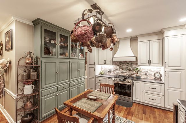 104 Carriage Way, Hendersonville, TN 37075