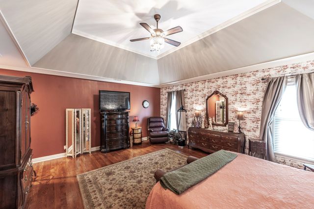 104 Carriage Way, Hendersonville, TN 37075