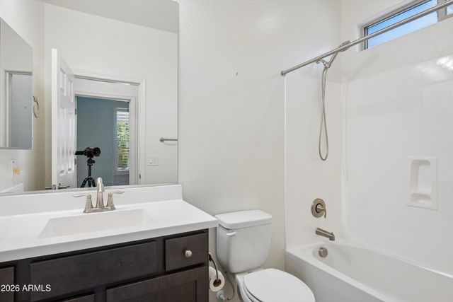 10445 E TESLA Avenue, Mesa, AZ 85212