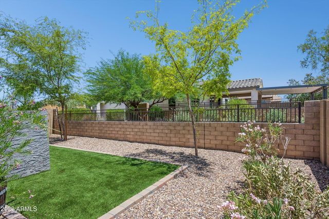 10445 E TESLA Avenue, Mesa, AZ 85212