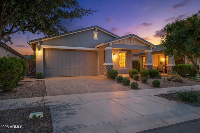 10445 E TESLA Avenue, Mesa, AZ 85212