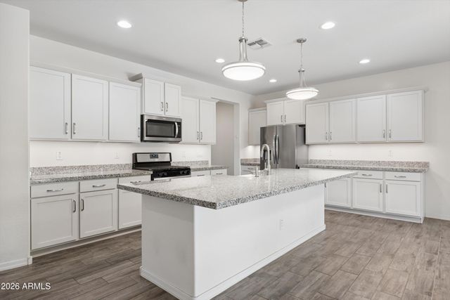 10445 E TESLA Avenue, Mesa, AZ 85212