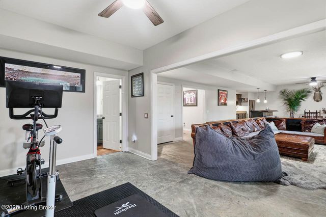 13810 Fancy Gap Dr, Louisville, KY 40299