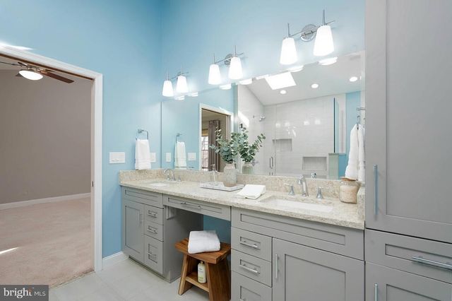 28 STERLING CT, Rockville, MD 20850