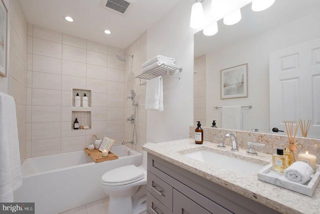 28 STERLING CT, Rockville, MD 20850