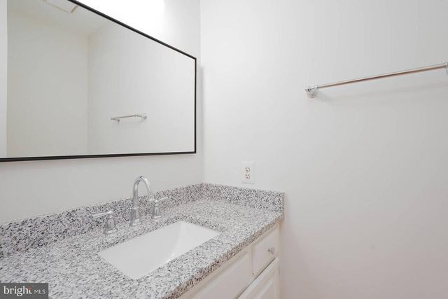 28 STERLING CT, Rockville, MD 20850