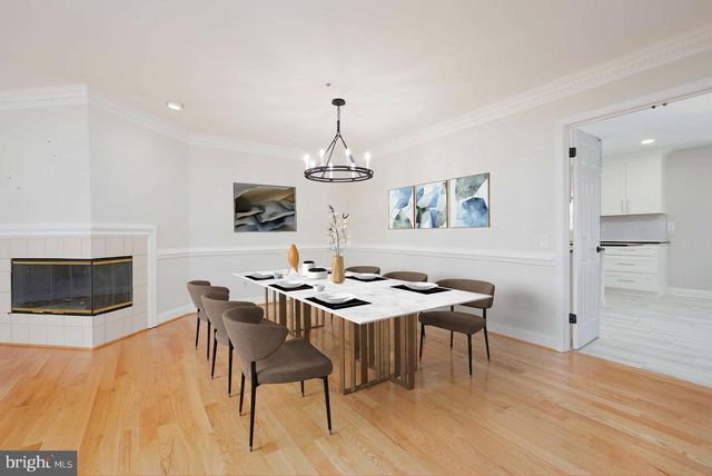 28 STERLING CT, Rockville, MD 20850