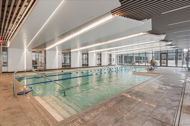 133-36 37th Avenue 5E, Flushing, NY 11354