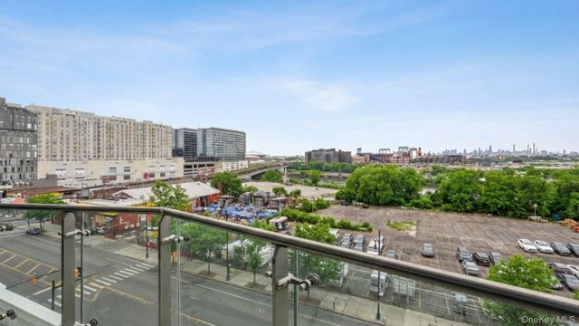 133-36 37th Avenue 5E, Flushing, NY 11354
