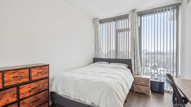 133-36 37th Avenue 5E, Flushing, NY 11354