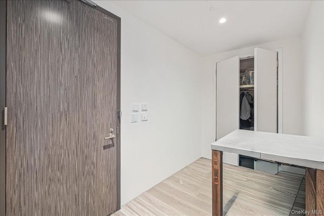 133-36 37th Avenue 5E, Flushing, NY 11354