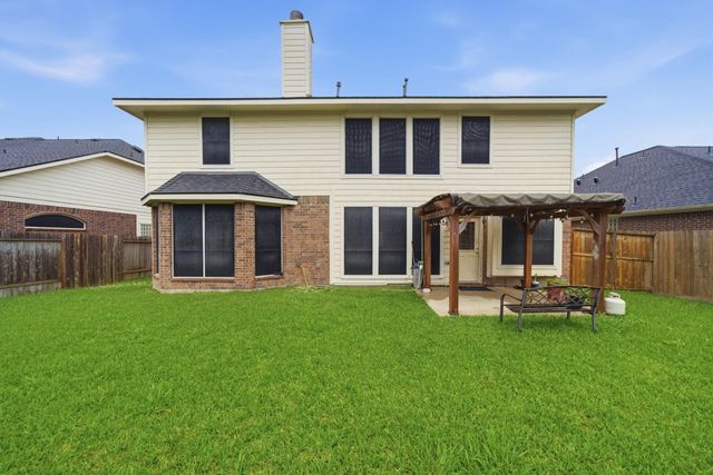 6714 Village Bridge Drive, Humble, TX 77346