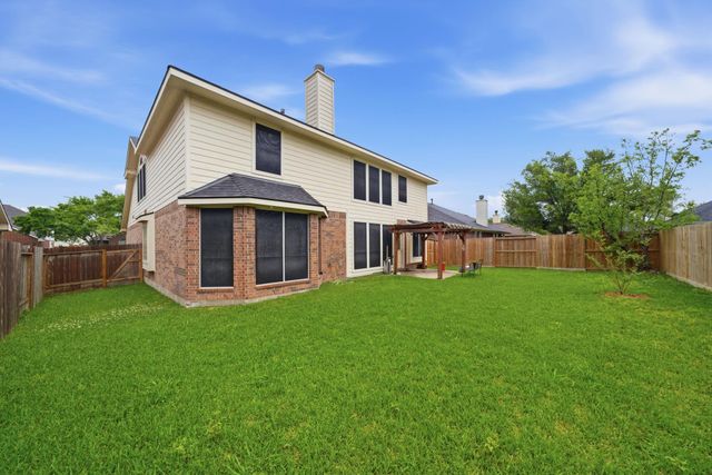 6714 Village Bridge Drive, Humble, TX 77346