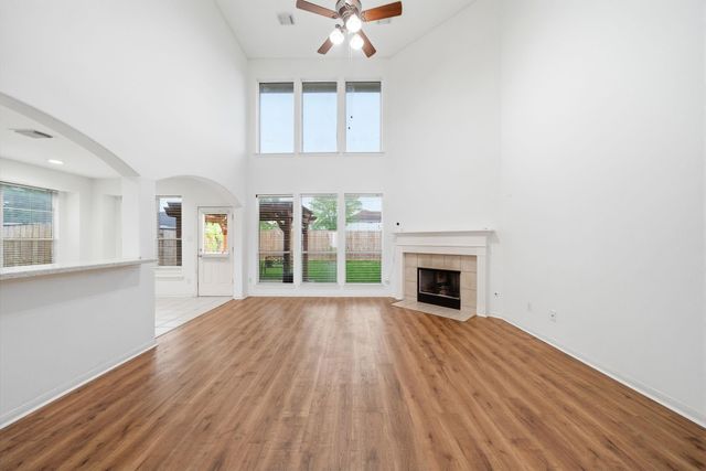 6714 Village Bridge Drive, Humble, TX 77346