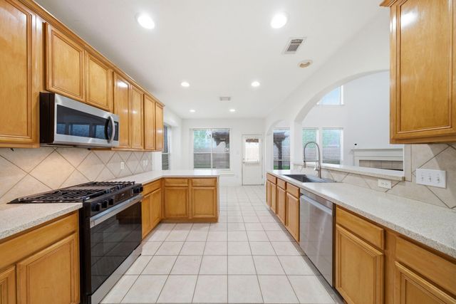 6714 Village Bridge Drive, Humble, TX 77346