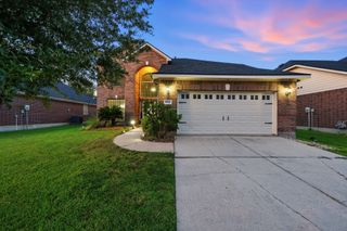 6714 Village Bridge Drive, Humble, TX 77346